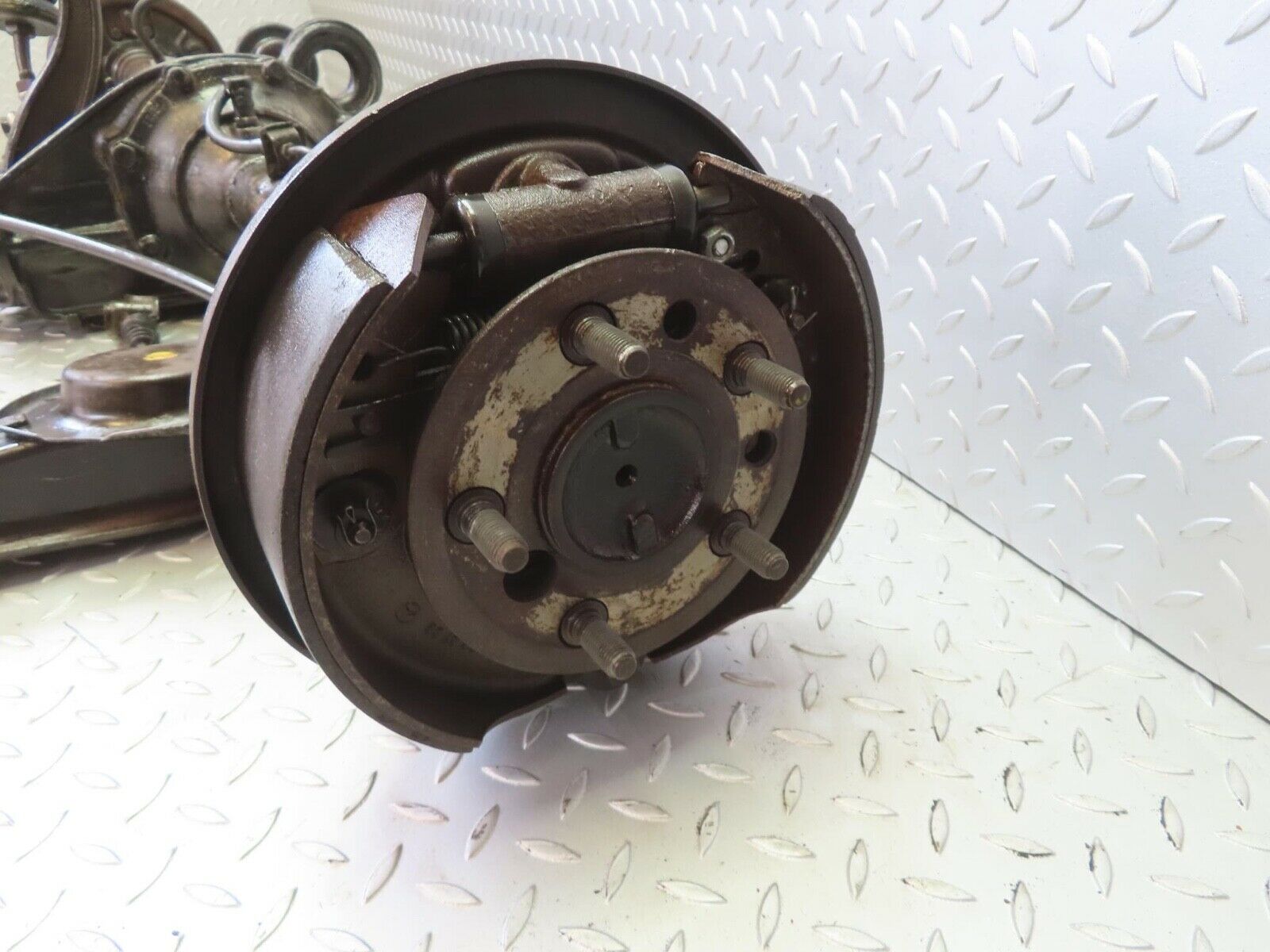 13271 Mercedes-Benz W111 220SE Complete Rear Axle With Differential Ratio 4.10