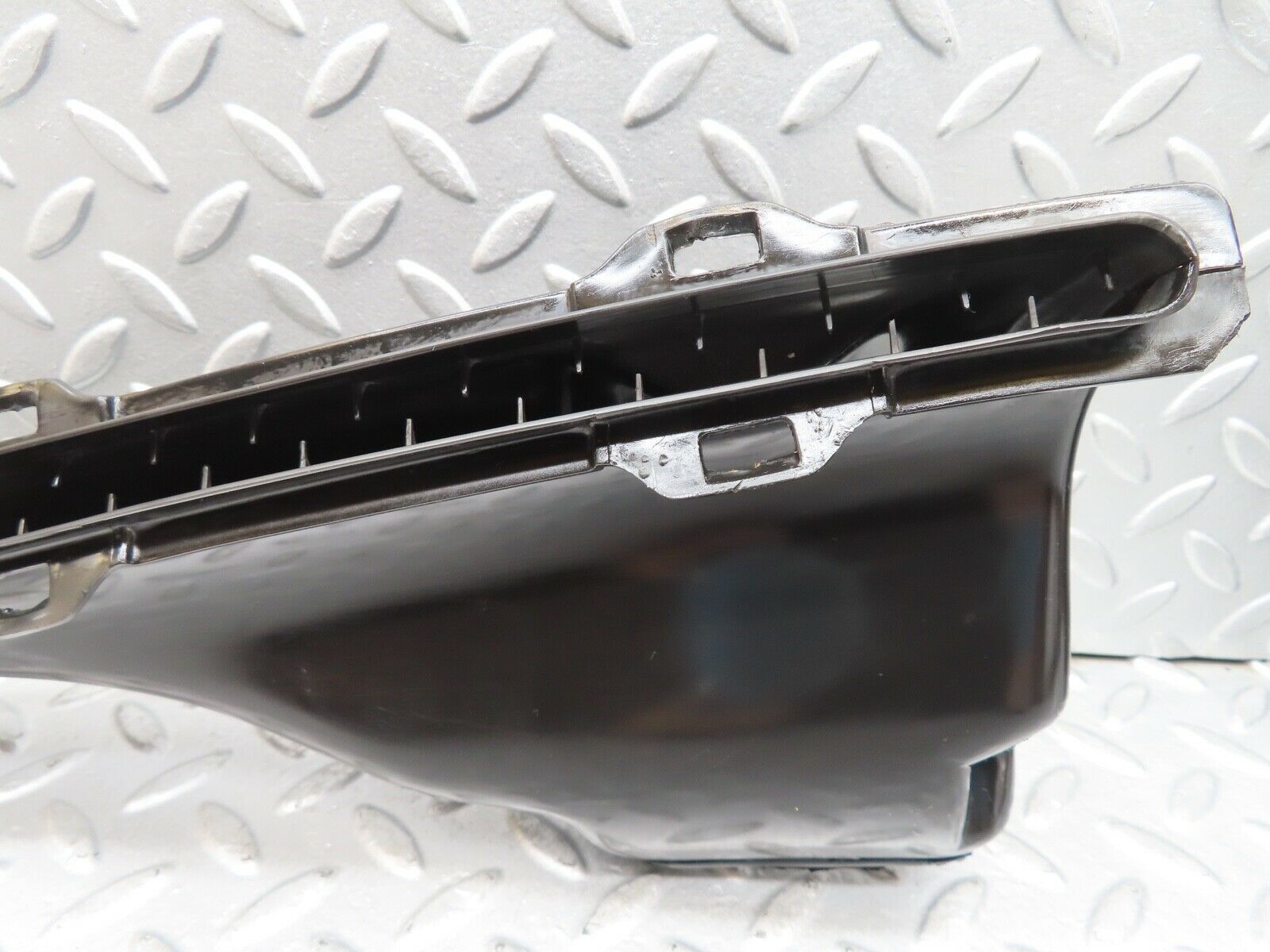 16835 Mercedes-Benz C123 280CE Coupe Air Duct Vent Left And Right 1238300219