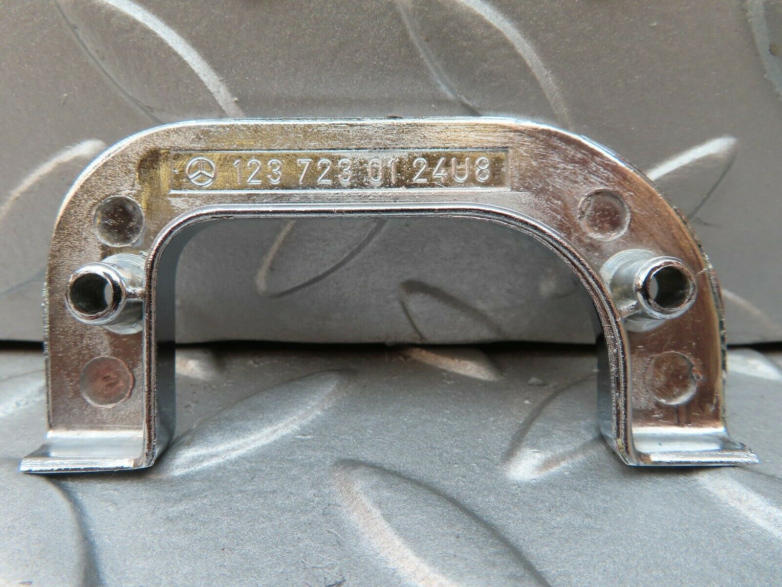 3824 Mercedes-Benz S123 200T Wagon Left Chrome Door Latch Trim 1237230124