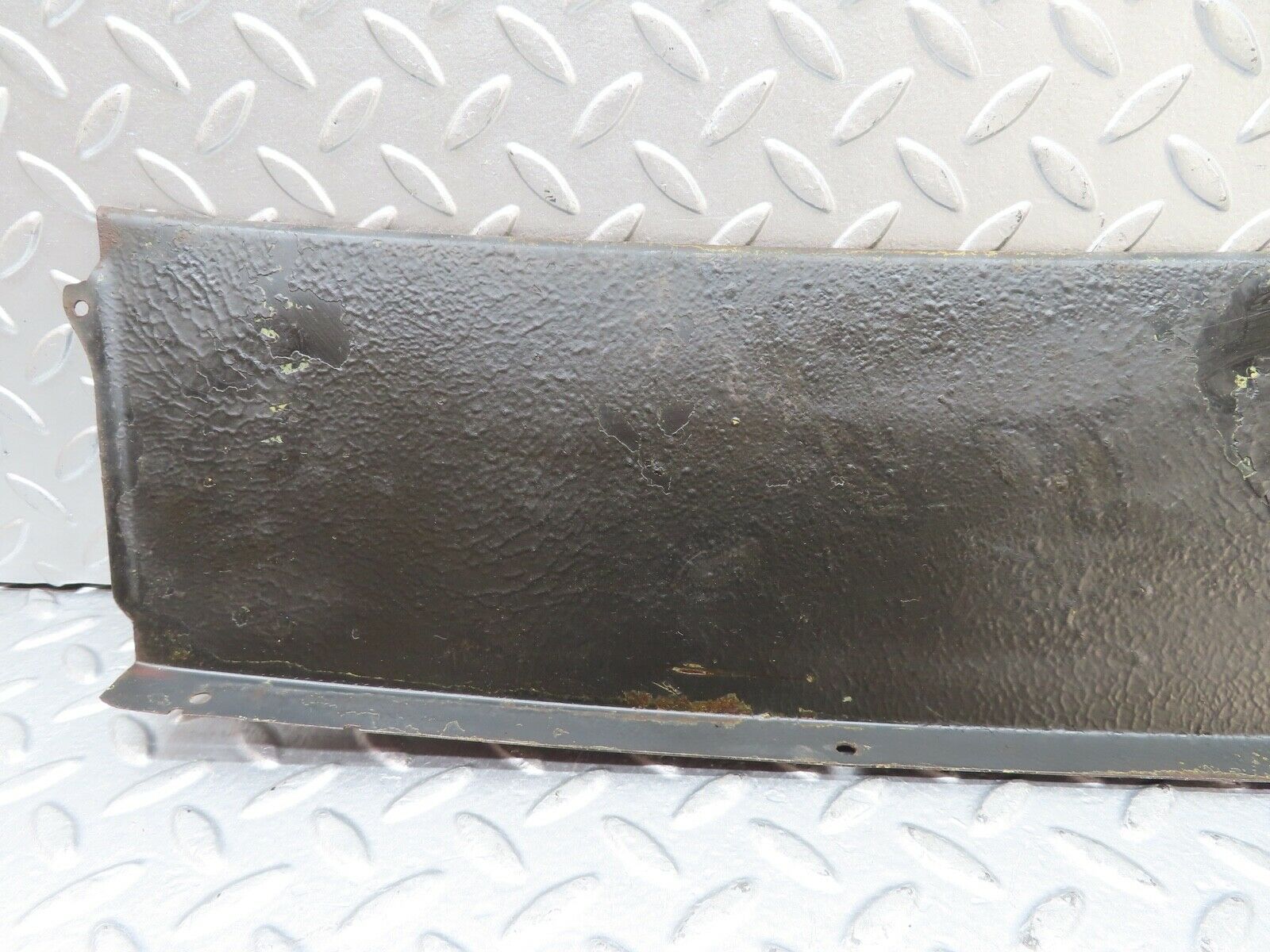 19130 Mercedes-Benz W123 300D Wiper Motor Assembly Cover Access Panel