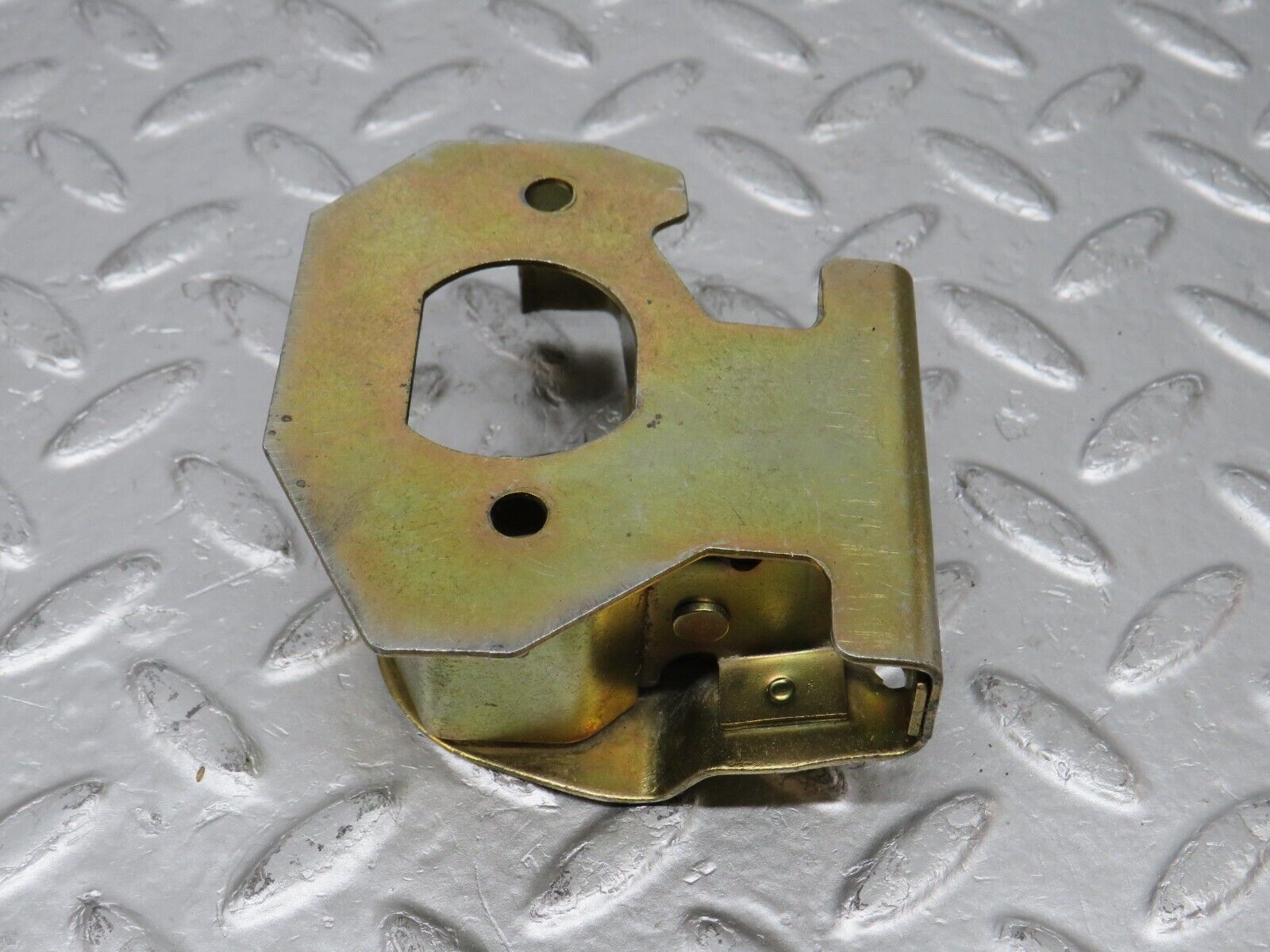 34322 Mercedes-Benz C126 380SEC Coupe Boot Lid Trunk Lock