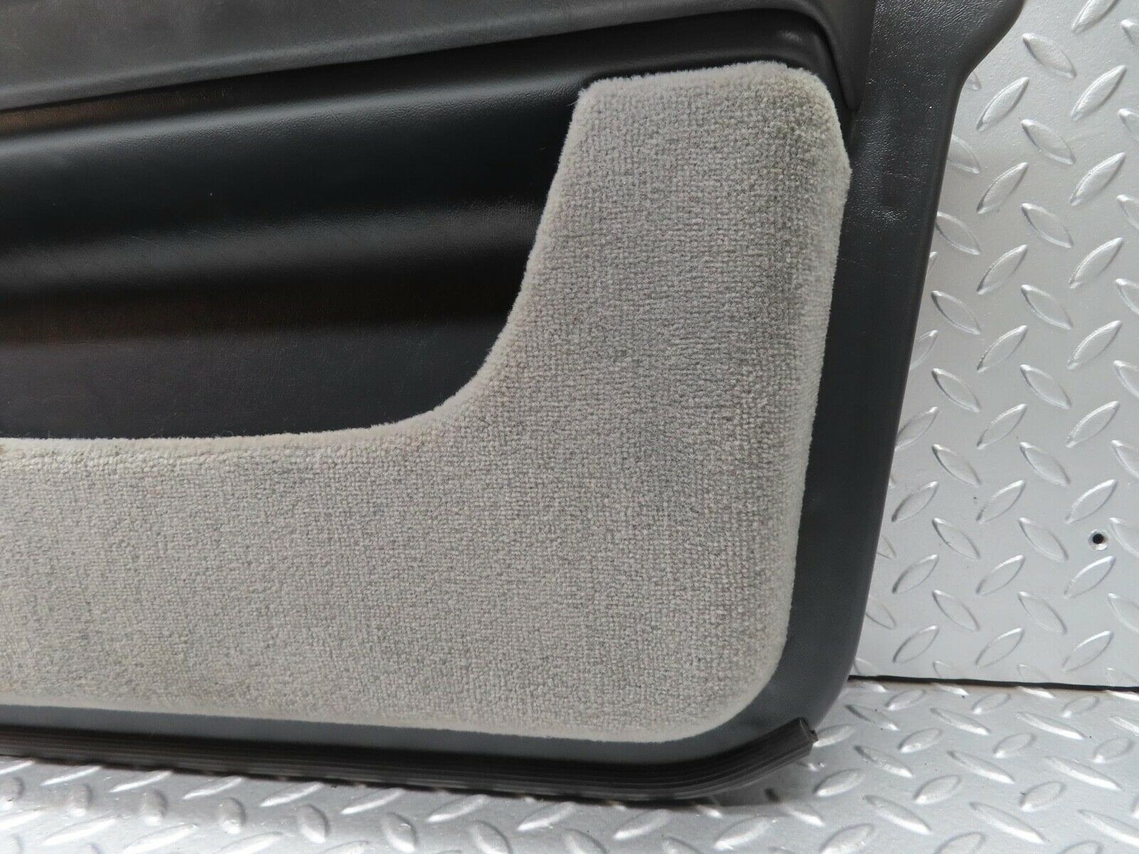 14863 Mercedes-Benz W140 S320 Front Right Door Card