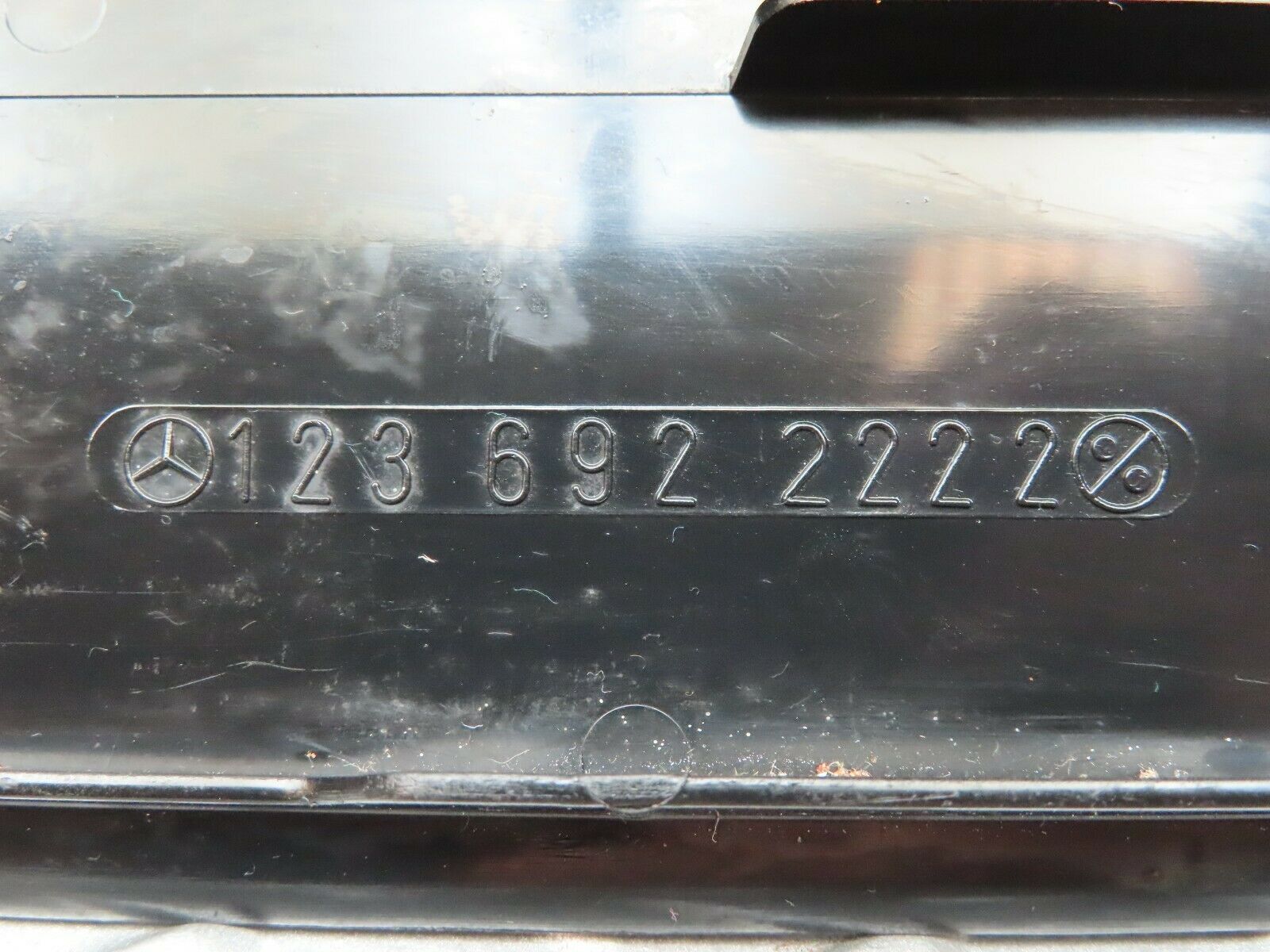 3757 Mercedes-Benz S123 200T Wagon B Pillar Lower Cover Trim Right 1236922222