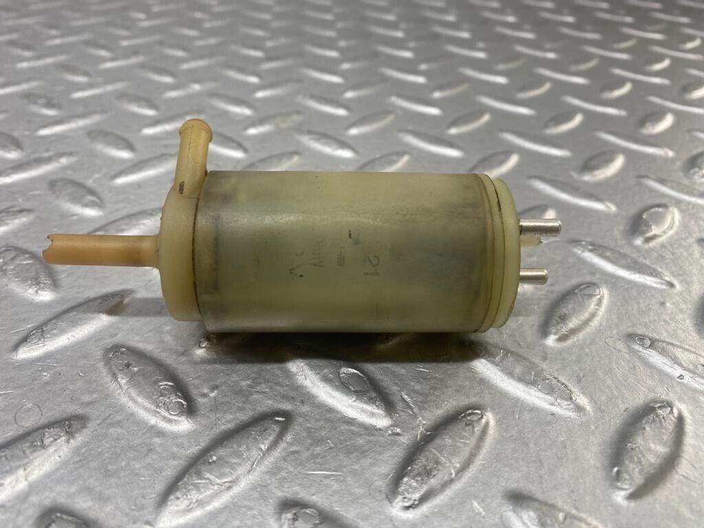 35181 Mercedes-Benz W221 Windscreen Washer Pump