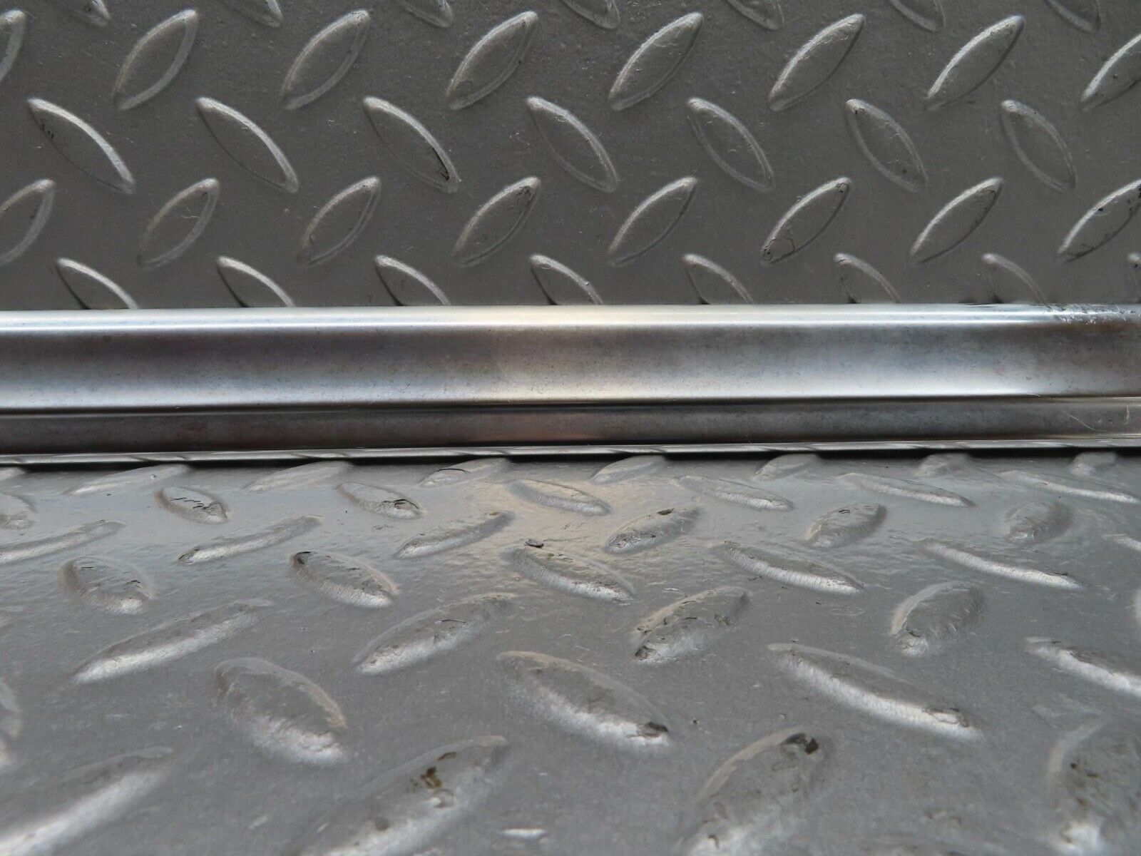 13029 Mercedes-Benz W111 220S Front Right Door Chrome Moulding Trim