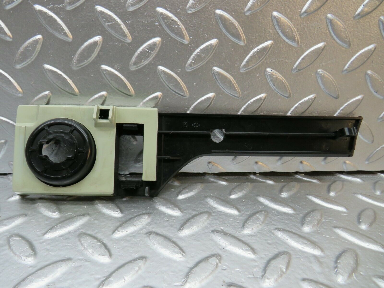 22348 Mercedes-Benz C124 E220 Coupe Headlight Switch Cover Trim Surround