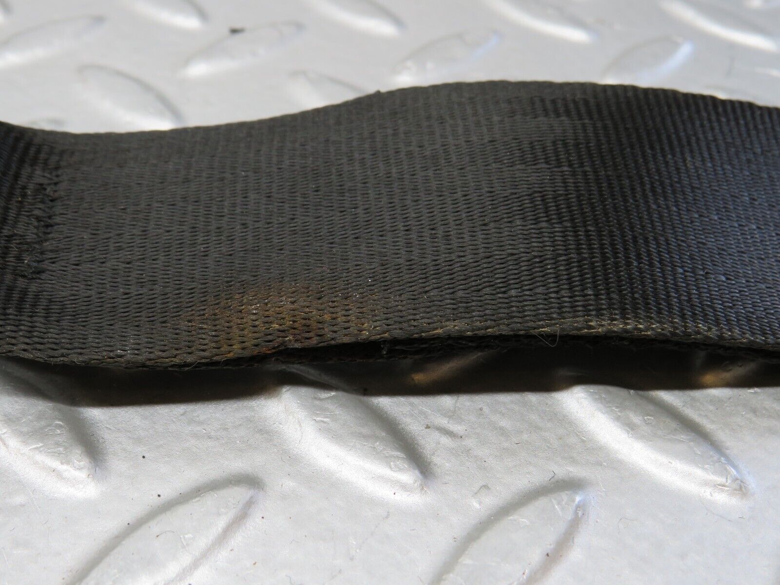 37404 Mercedes-Benz W109 300SEL Rear Seat Belt Set With Buckles