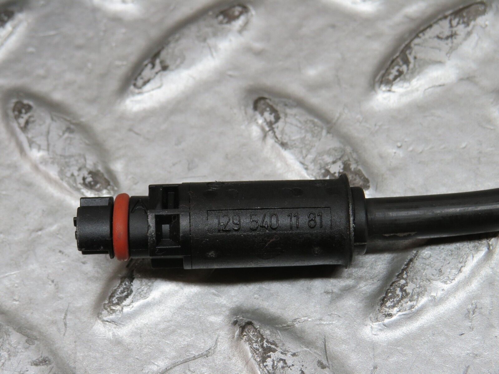 29146 Mercedes-Benz C124 320CE Coupe Brake Pad Sensor Wire Left 0195455228