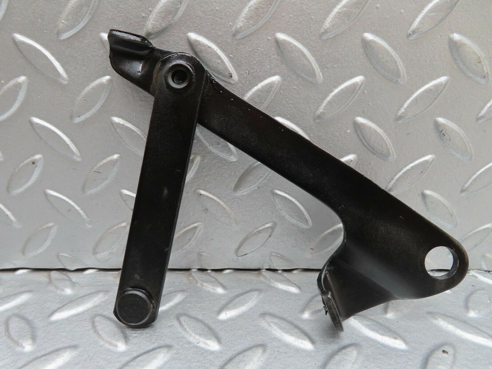 13065 Mercedes-Benz W111 220S Trunk Hinge Left Side