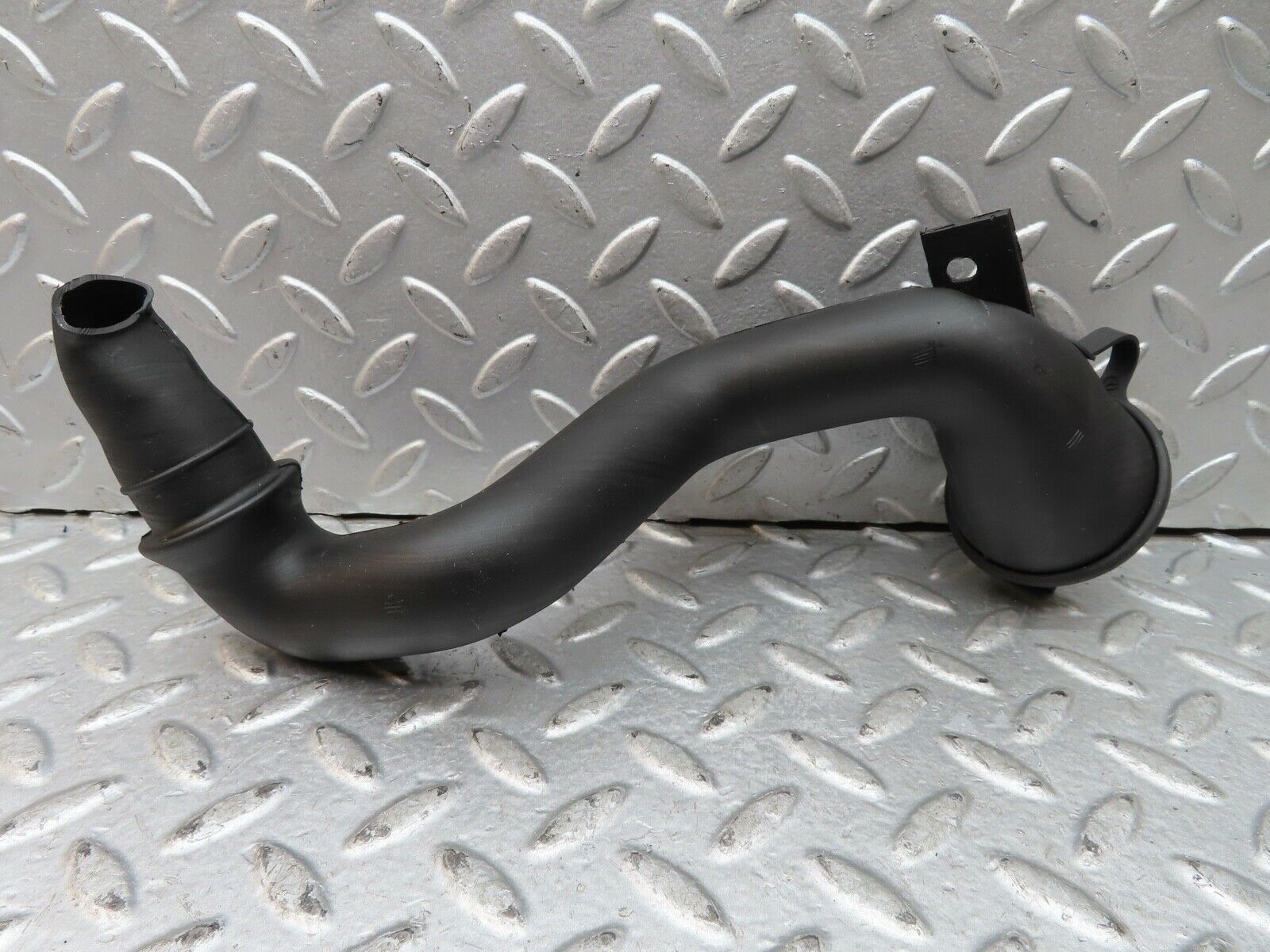 19632 Mercedes-Benz C140 CL420 Coupe Washer Fluid Filler Pipe 1408690017