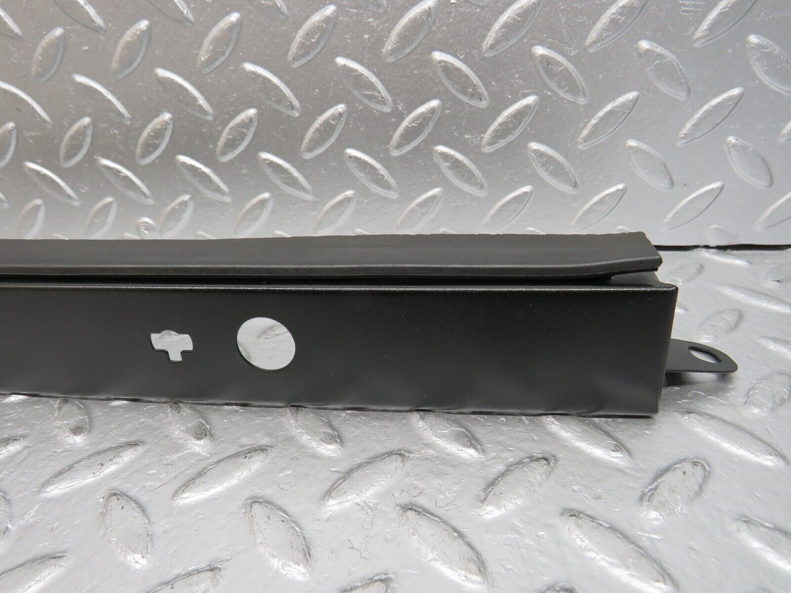 32532 Mercedes-Benz S124 300TE Wagon Under Headlight Trim Right 1248850385