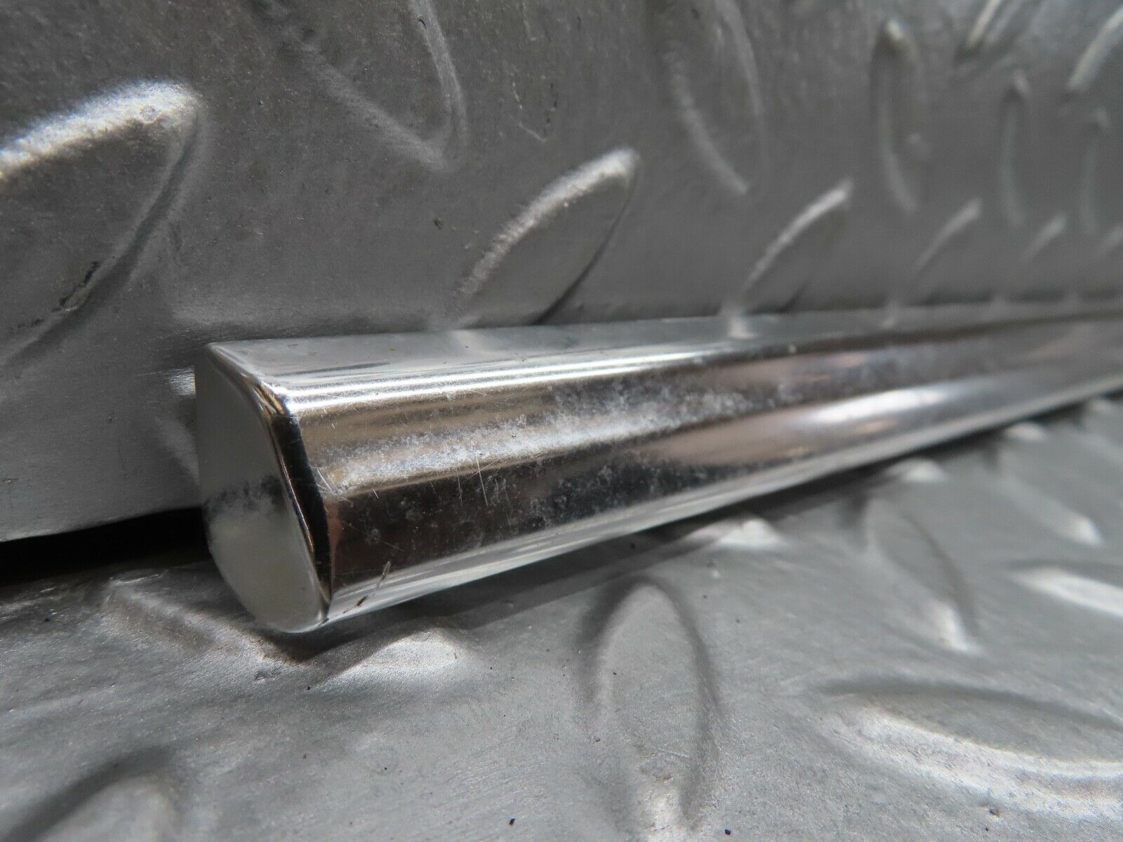 21041 Mercedes-Benz W123 230E Rear Left Door Chrome Moulding Trim