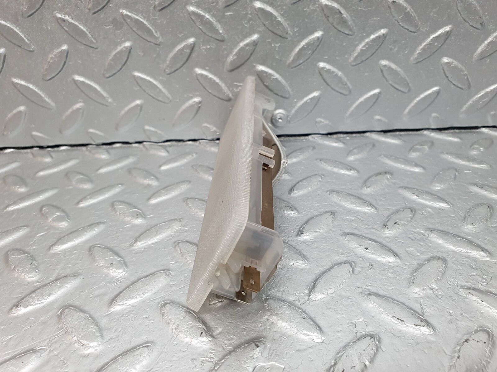 40892 Mercedes-Benz W126 300SE Rear Dome Light 1268200101