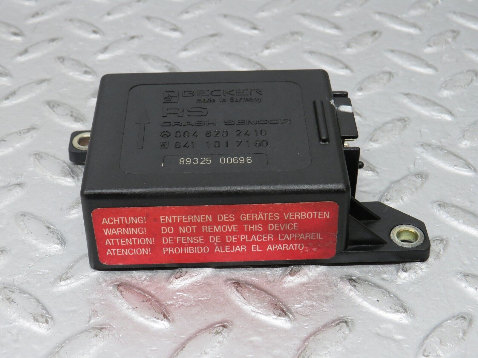 36096 Mercedes-Benz W126 420SE Airbag Crash Sensor 0048202410 8411017160