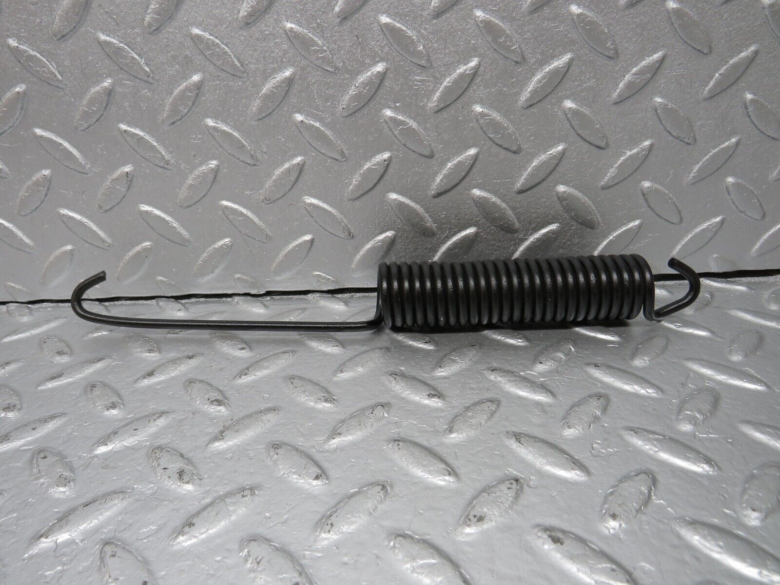 40437 Mercedes-Benz W110 230 Bonnet Hinge Spring