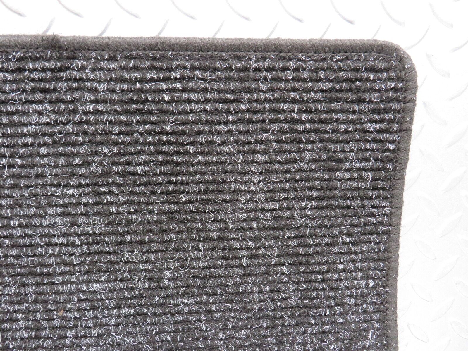 39047 Mercedes-Benz W201 190E 2.6L Rear Floor Mat 2x