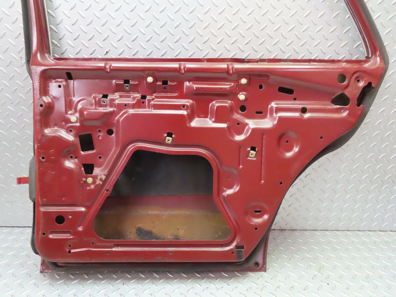 19184 Mercedes-Benz W123 300D Rear Right Door