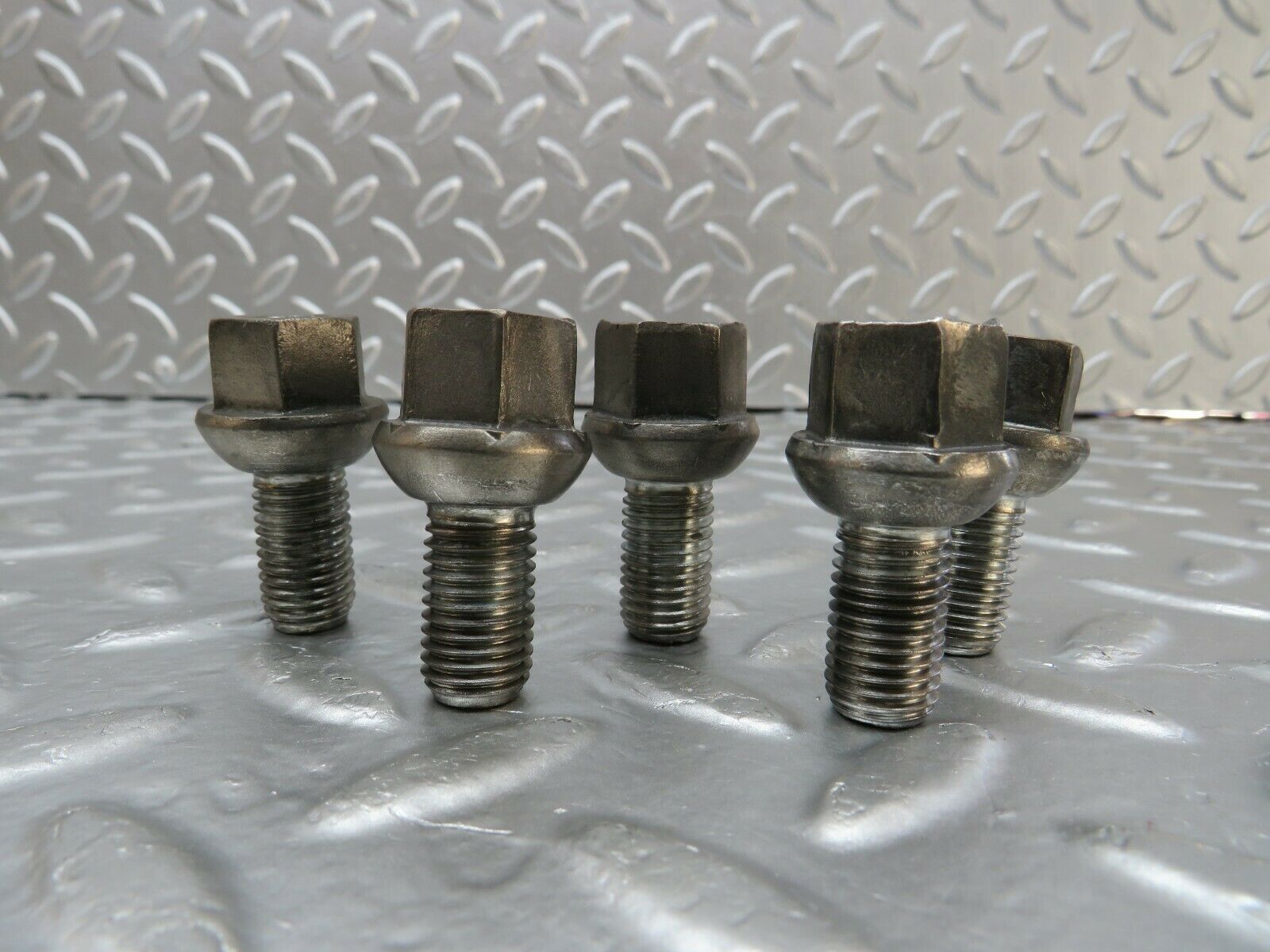 23923 Mercedes-Benz 5x Steel Wheel Lug Bolt M12x1.5