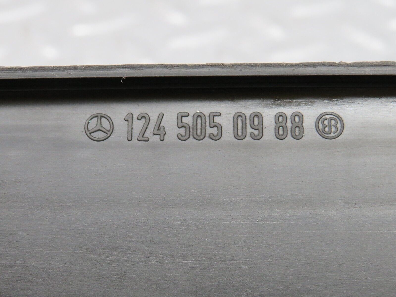 33989 Mercedes-Benz W124 260E Radiator Trim Panel 1245050988