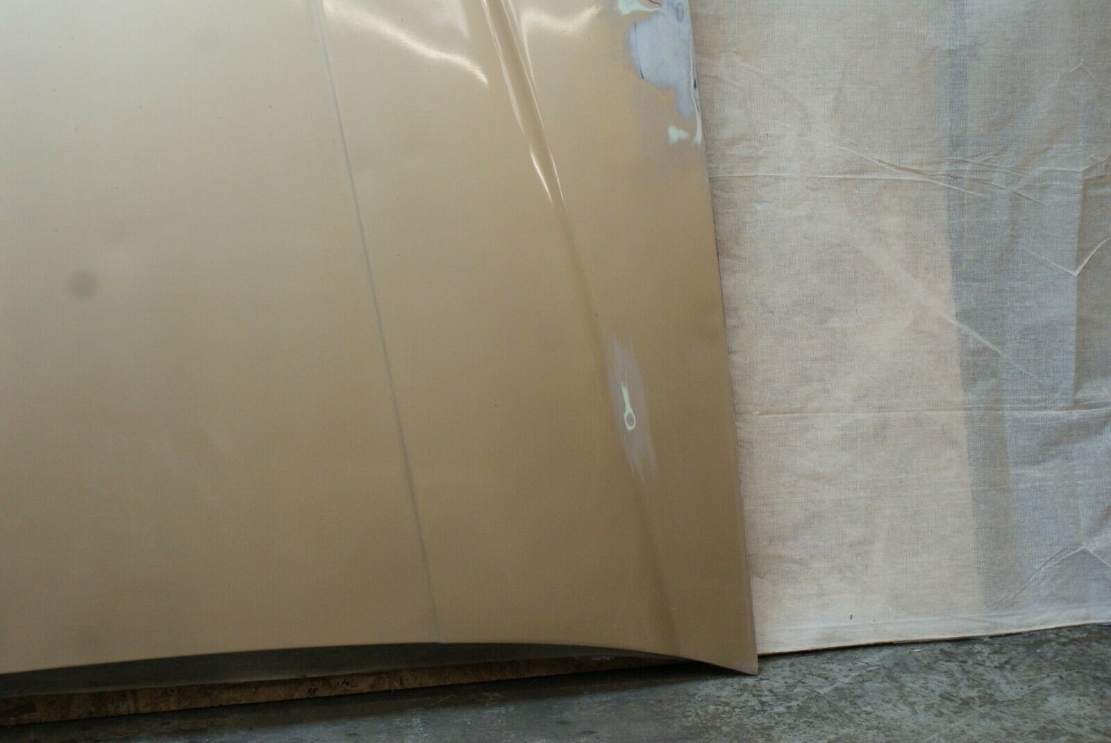 2493 Mercedes-Benz W116 350SE Bonnet Hood