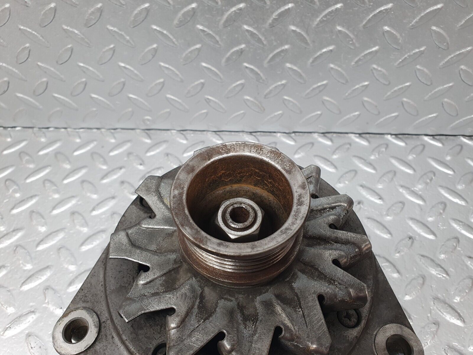 41445 Mercedes-Benz W124 200E Alternator Generator Bosch 0120489323 6011550115