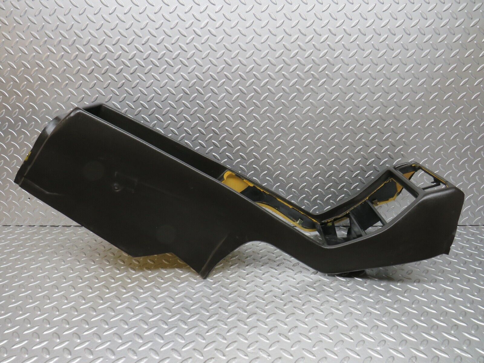 27146 Mercedes-Benz W123 280E Centre Console Brown