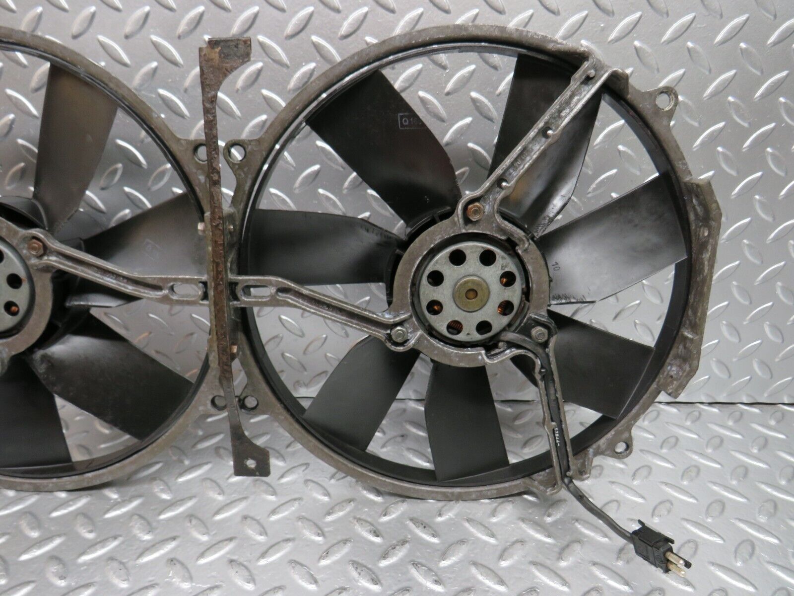 24786 Mercedes-Benz W140 S320 Engine Cooling Fan Motor 1405051355