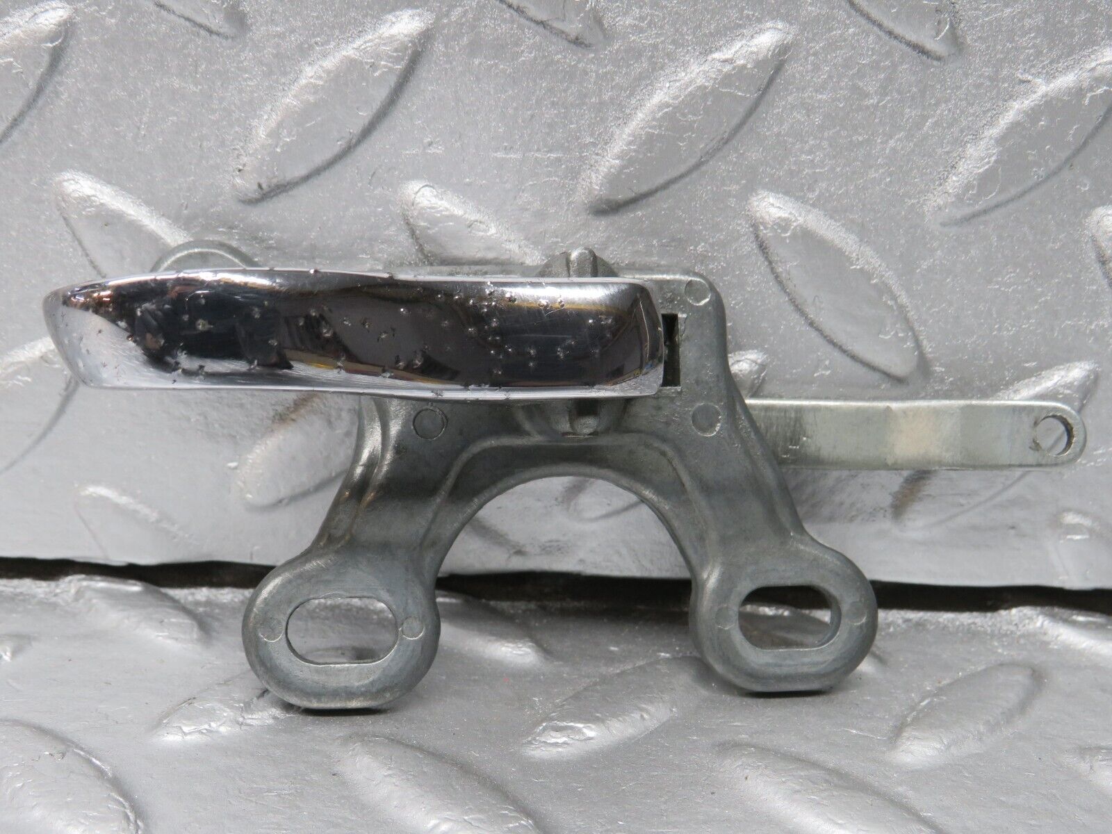 40255 Mercedes-Benz W110 230 Rear Right Interior Door Handle Chrome 1107660419