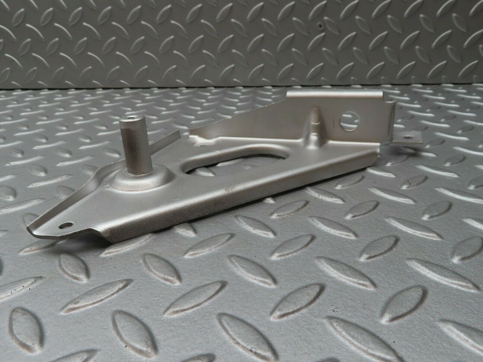 4168 Mercedes-Benz C123 230CE Coupe Handbrake Regulator Console