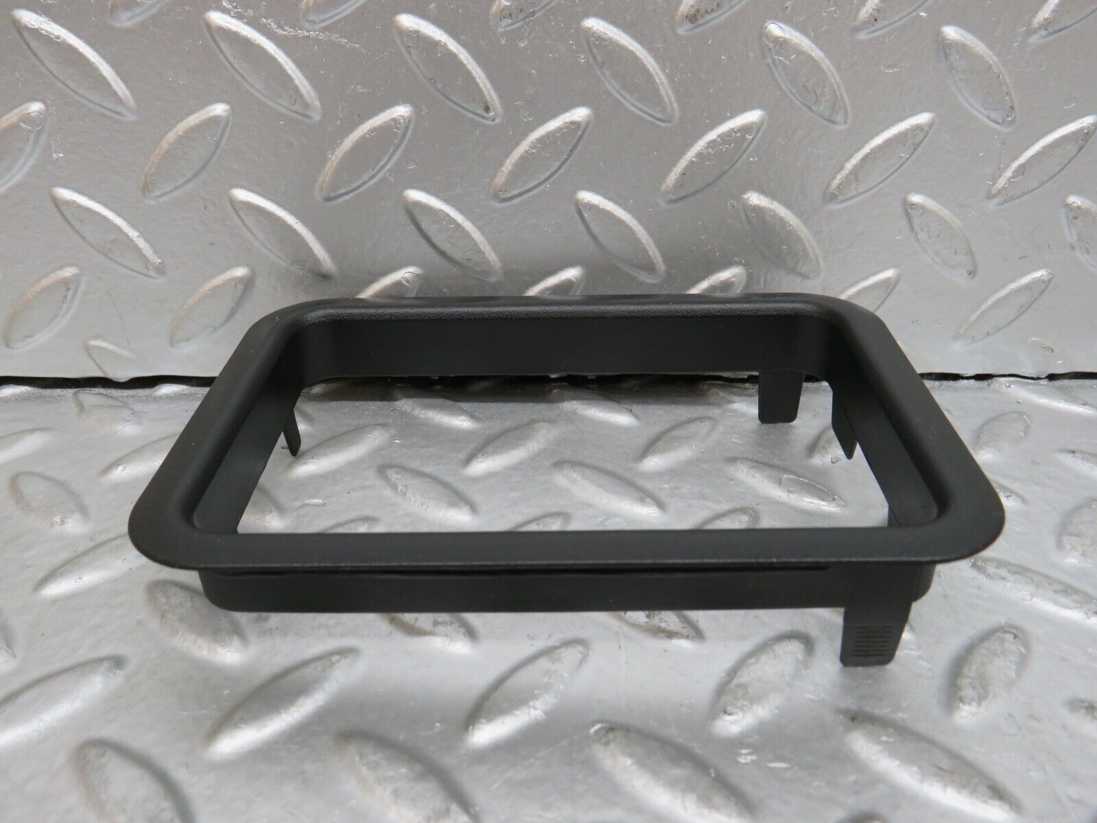 29448 Mercedes-Benz W124 230E Gear Selector Surround 1242670088