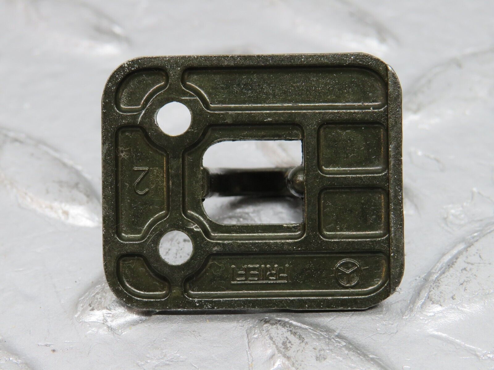 32576 Mercedes-Benz S124 300TE Wagon Glove Box Door Lock Latch