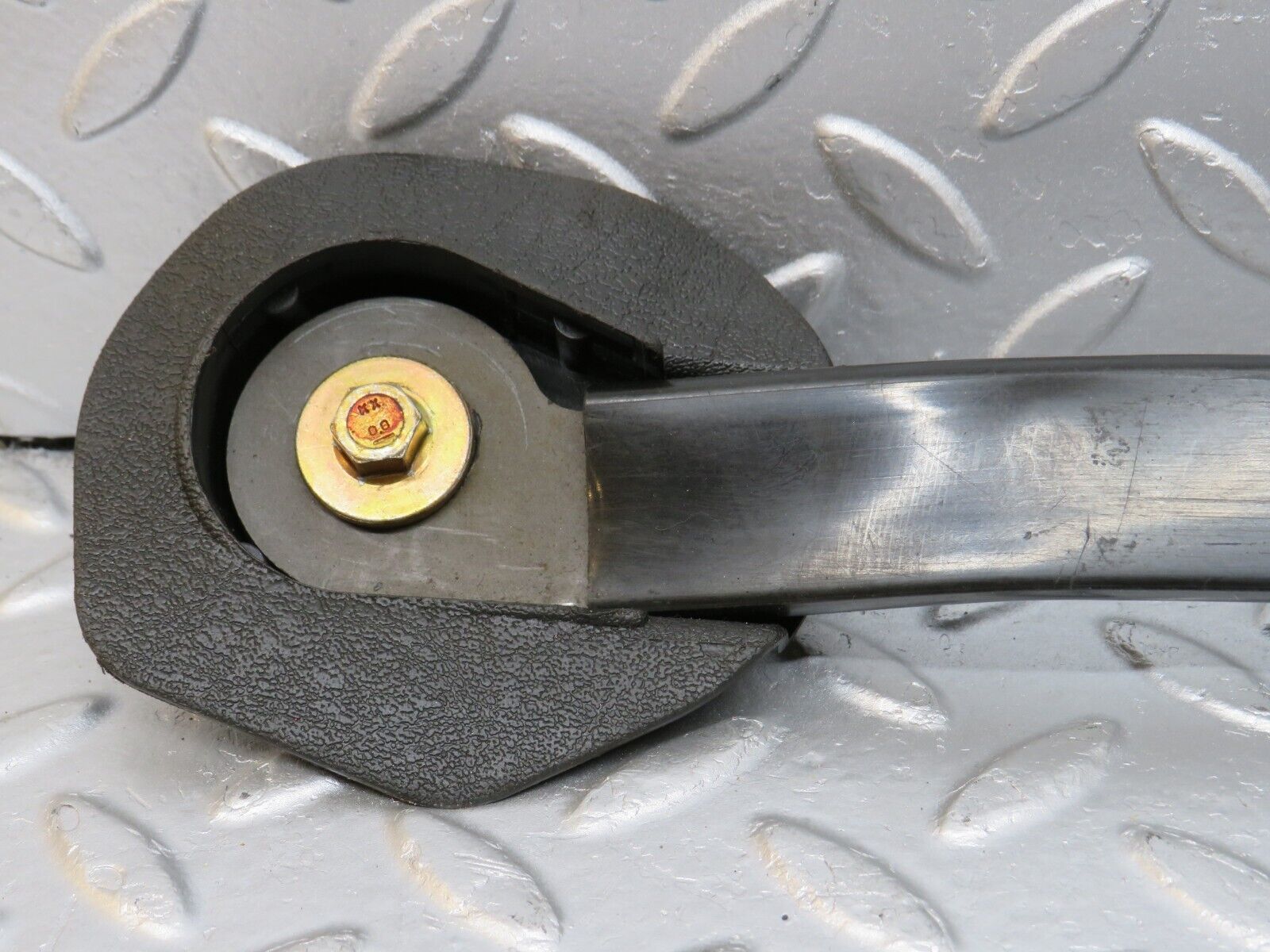 33891 Mercedes-Benz C123 230CE Coupe Front Right Seat Belt Runner 1239192620