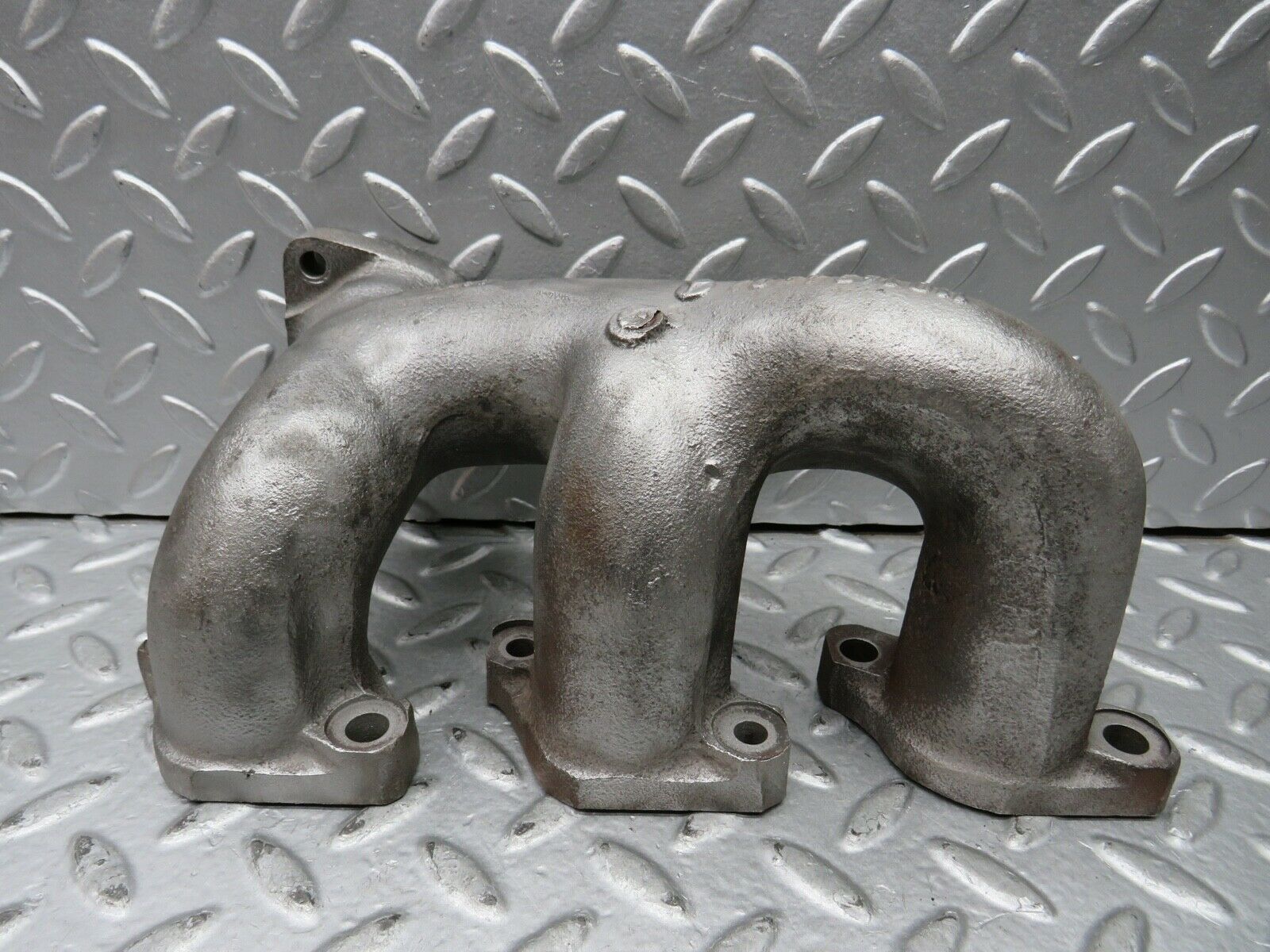 21854 Mercedes-Benz W123 Exhaust Manifold Cylinder 1-3 1101424402