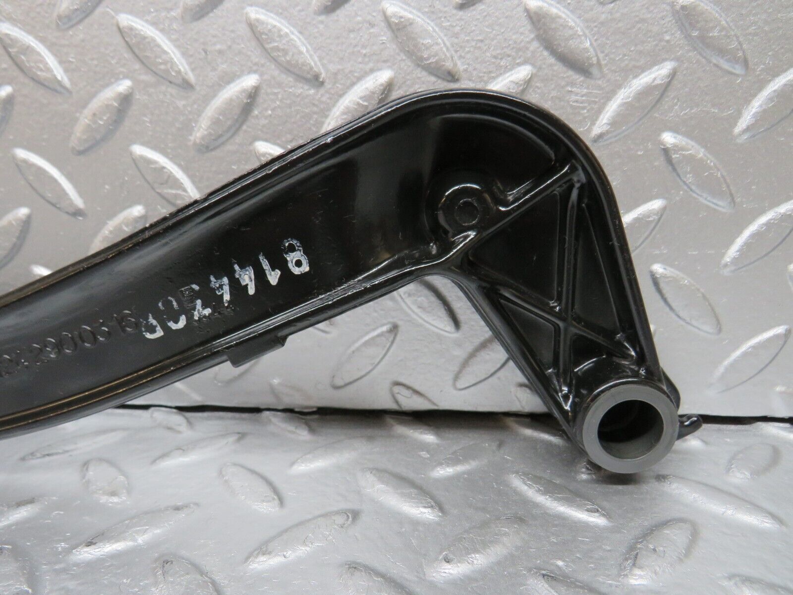 31350 Mercedes-Benz S124 220TE Clutch Pedal 1242900316 2012910282