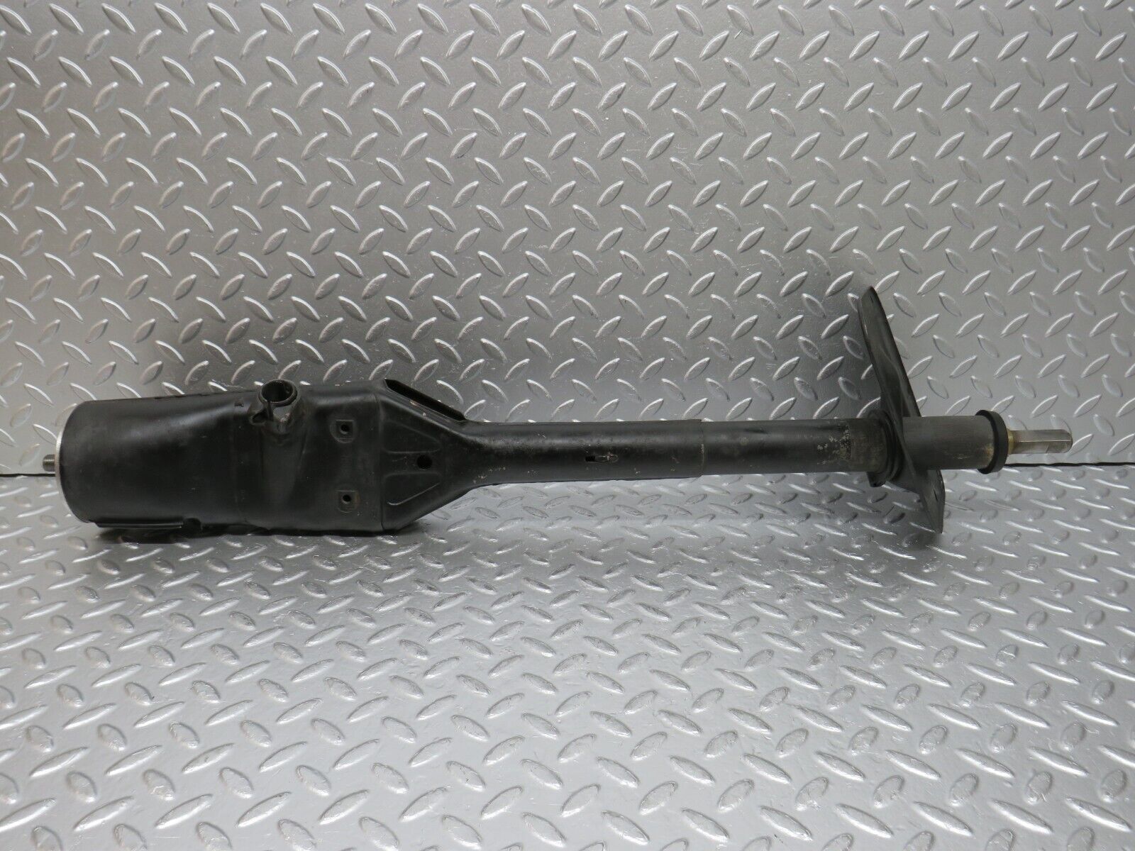 0055 Mercedes-Benz W116 350SE Steering Column