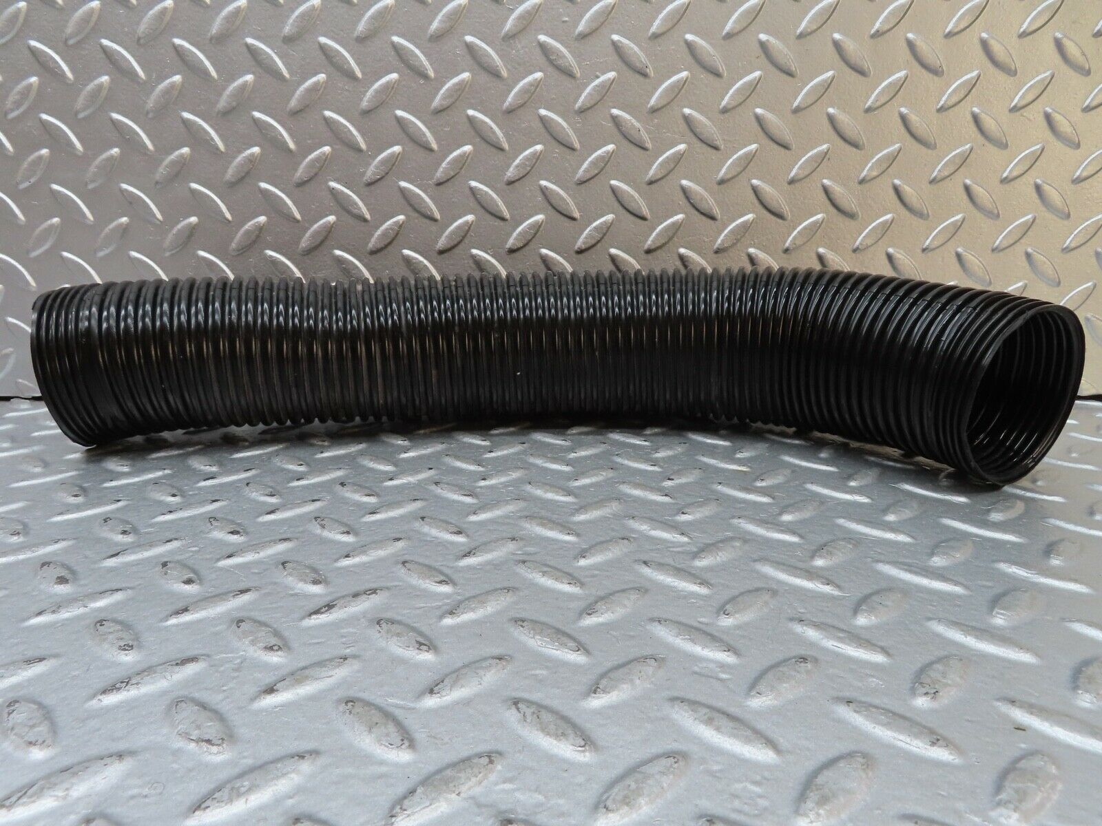 20429 Mercedes-Benz W114 280CE Coupe Dash Air Vent Pipe Left Side