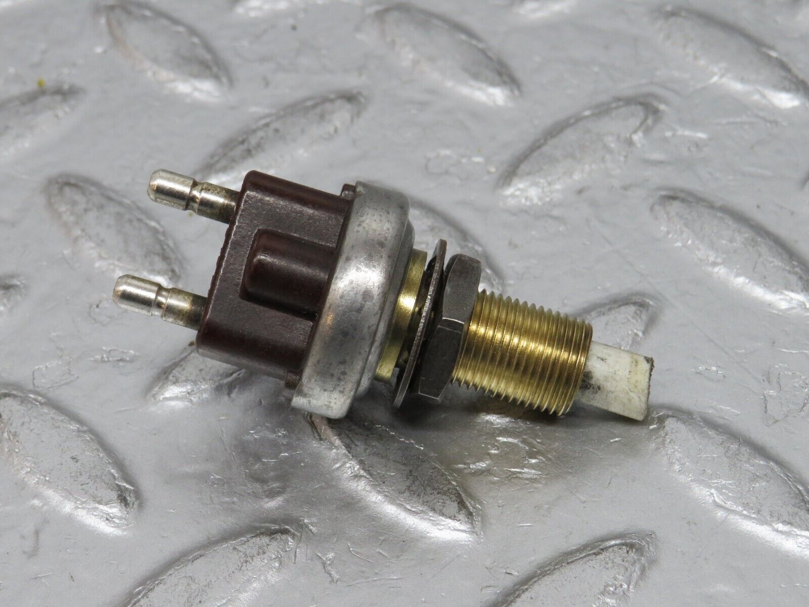 32258 Mercedes-Benz W108 280SE Brake Light Contact Switch 190130