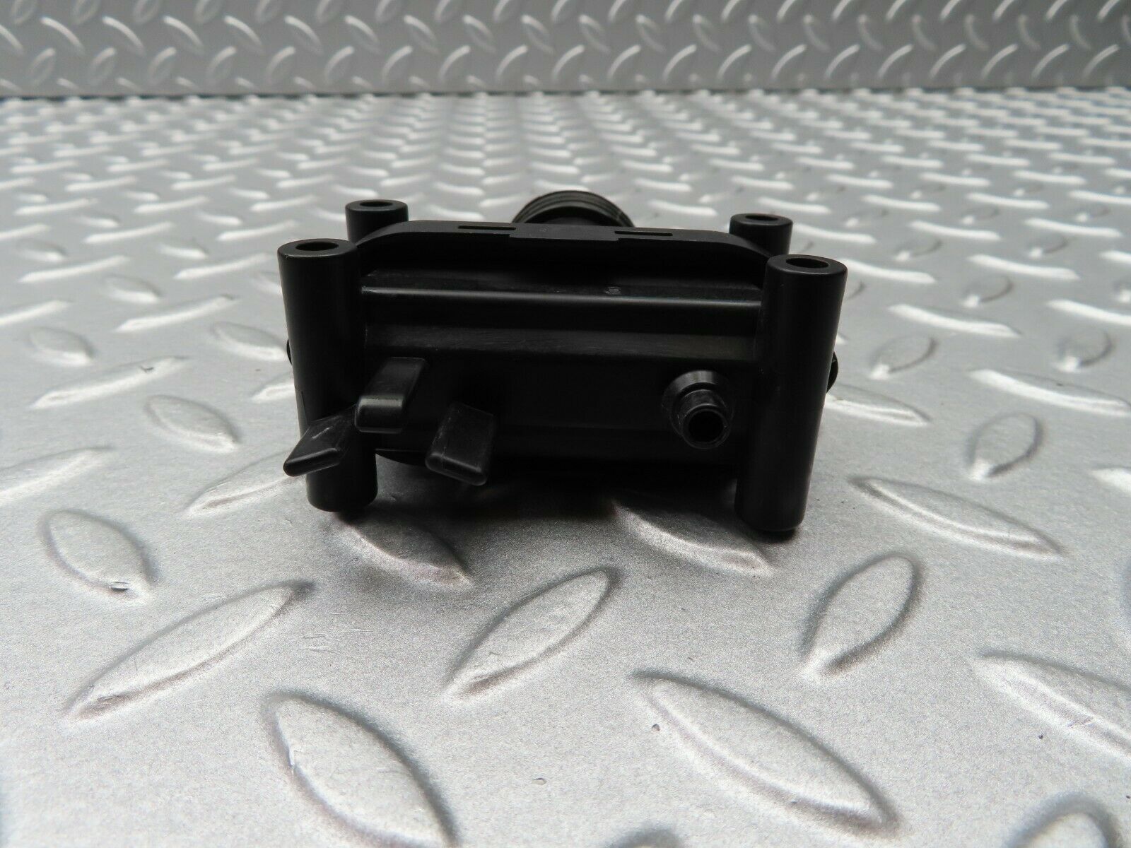 5296 Mercedes-Benz W124 230E Door Lock Vacuum Actuator Rear Right