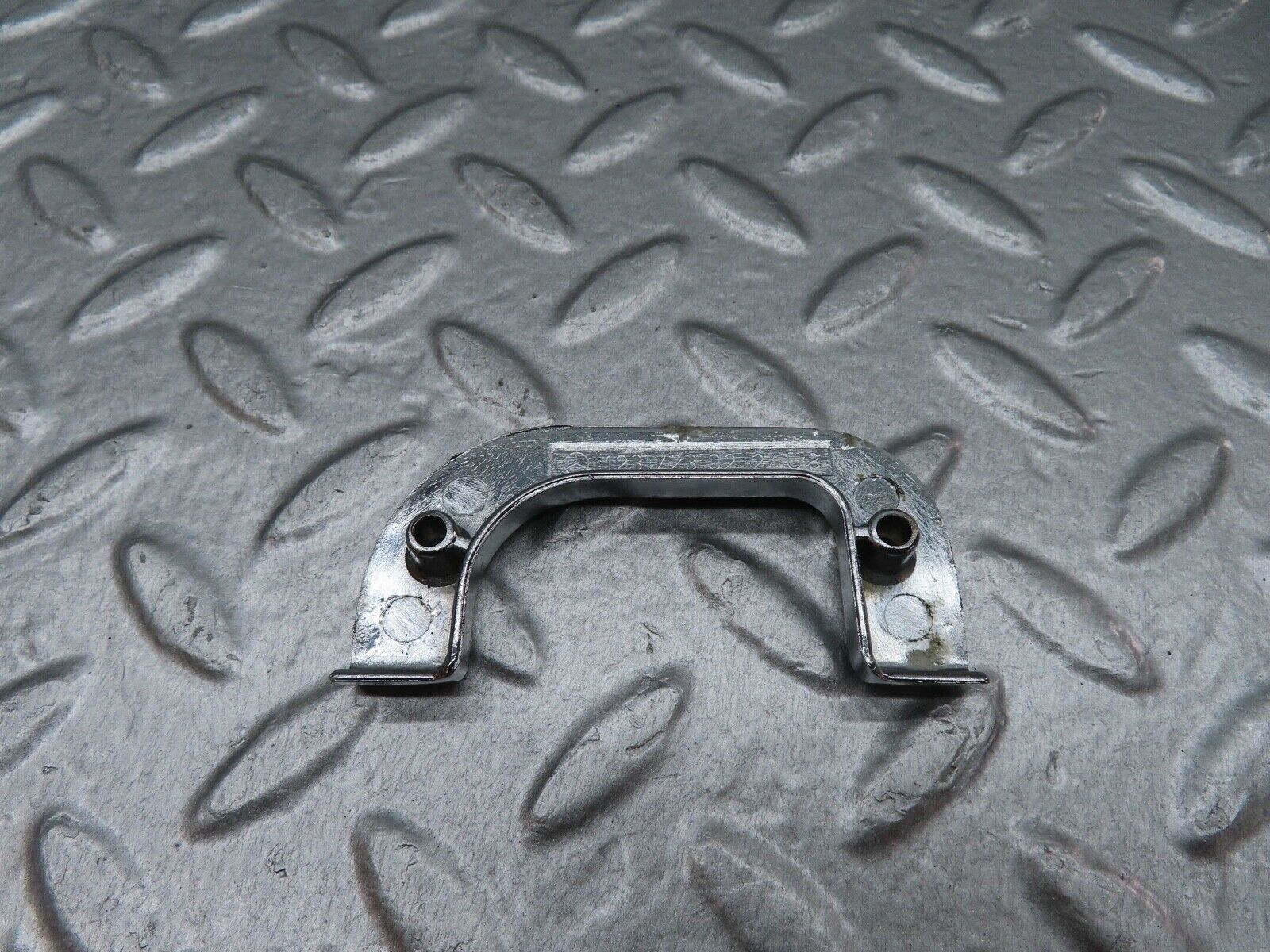 17952 Mercedes-Benz W123 200 Right Interior Chrome Door Latch Trim 1237230224