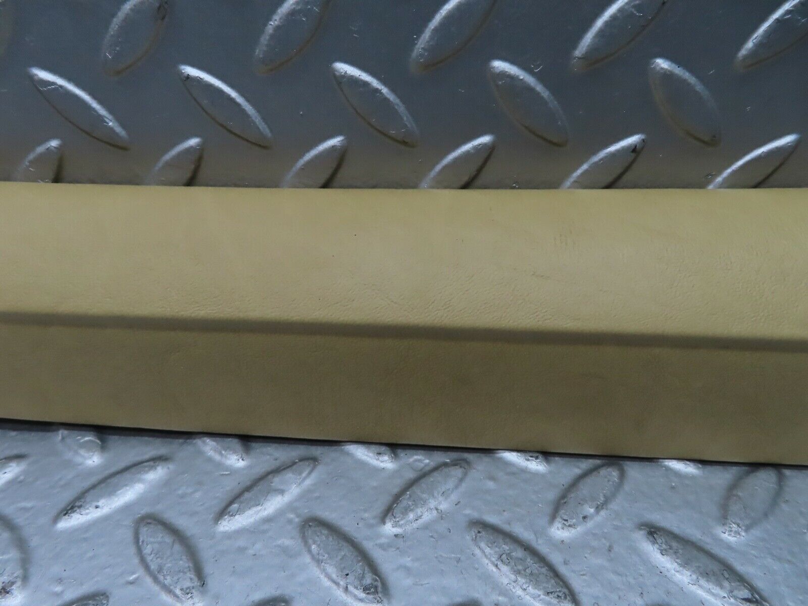 21046 Mercedes-Benz W123 230E A Pillar Cover Right Side Beige