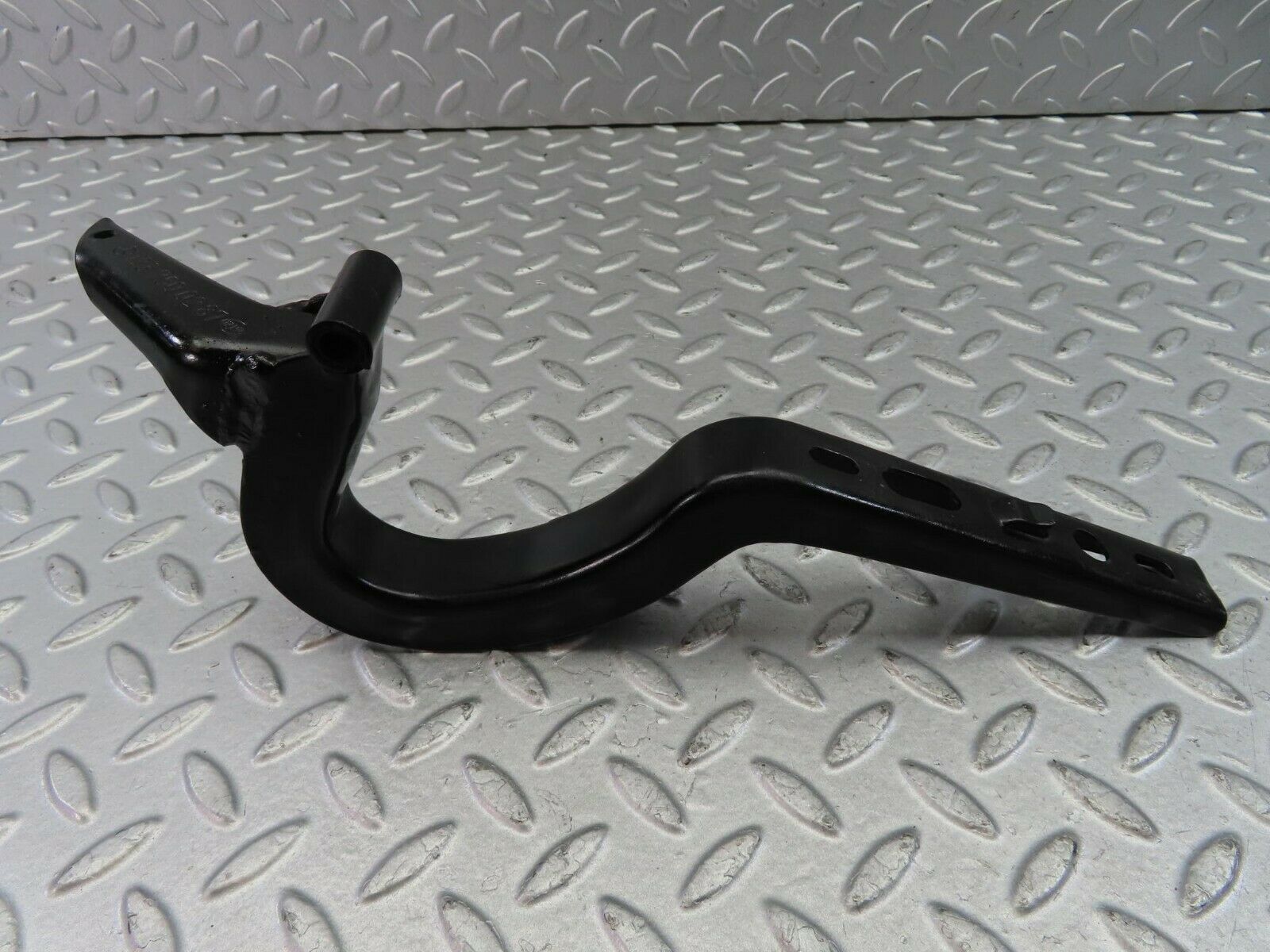 9694 Mercedes-Benz C123 280CE Coupe Trunk Lid Hinge Right Side 1237500287