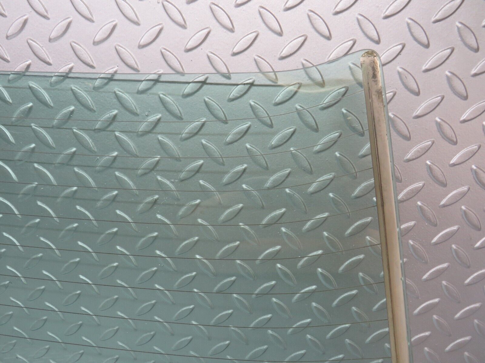 36682 Mercedes-Benz W201 190E 2.0L Rear Heated Windscreen Glass