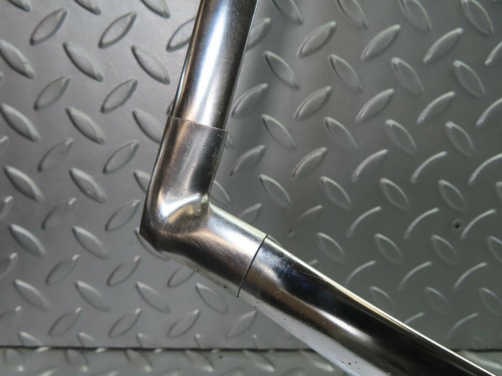 9851 Mercedes-Benz C123 280CE Coupe Front Windscreen Chrome Frame