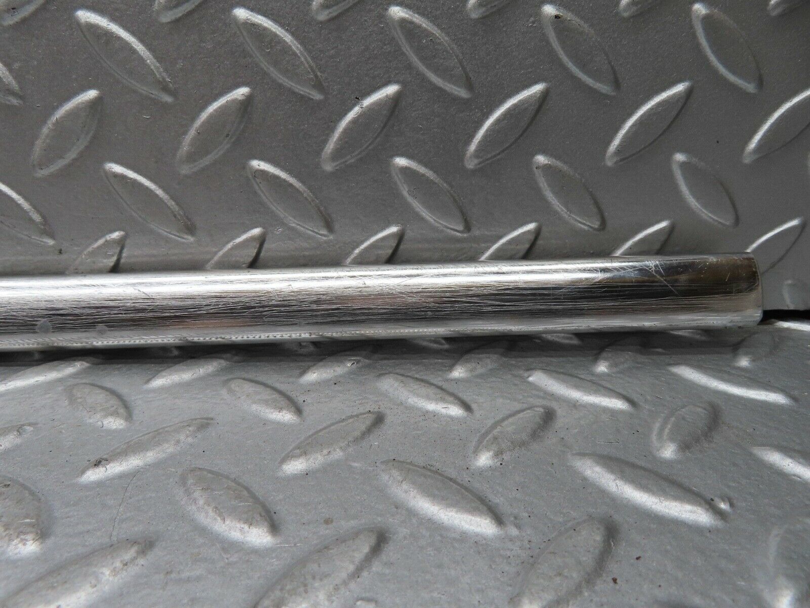 18917 Mercedes-Benz W121 190b Ponton Rear Right Door Upper Chrome Trim