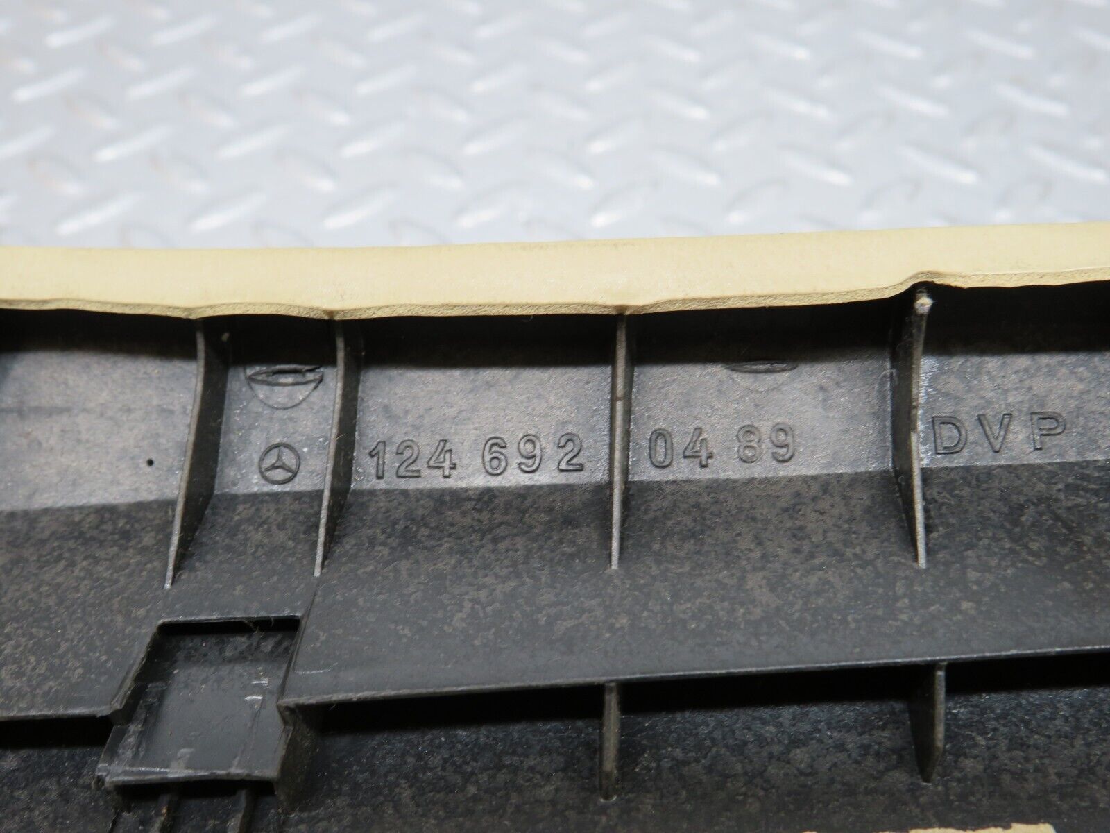 34122 Mercedes-Benz W124 230E A Pillar Cover Right Beige 1246920489