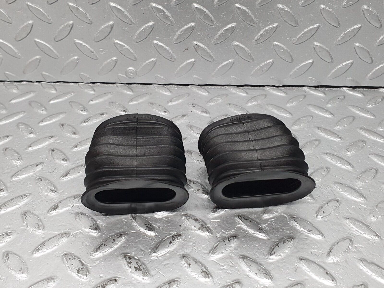 41160 Mercedes-Benz W126 300SE Rear Door Wire Protector Rubber 1268210597