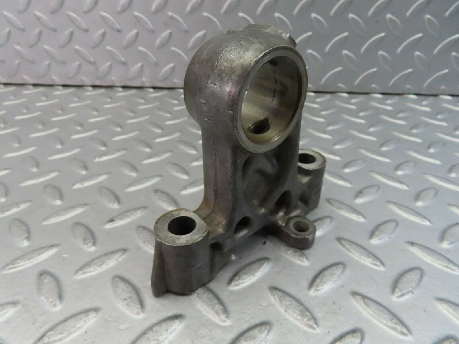 9108 Mercedes-Benz W108 Camshaft Tower Bearing 1800515110