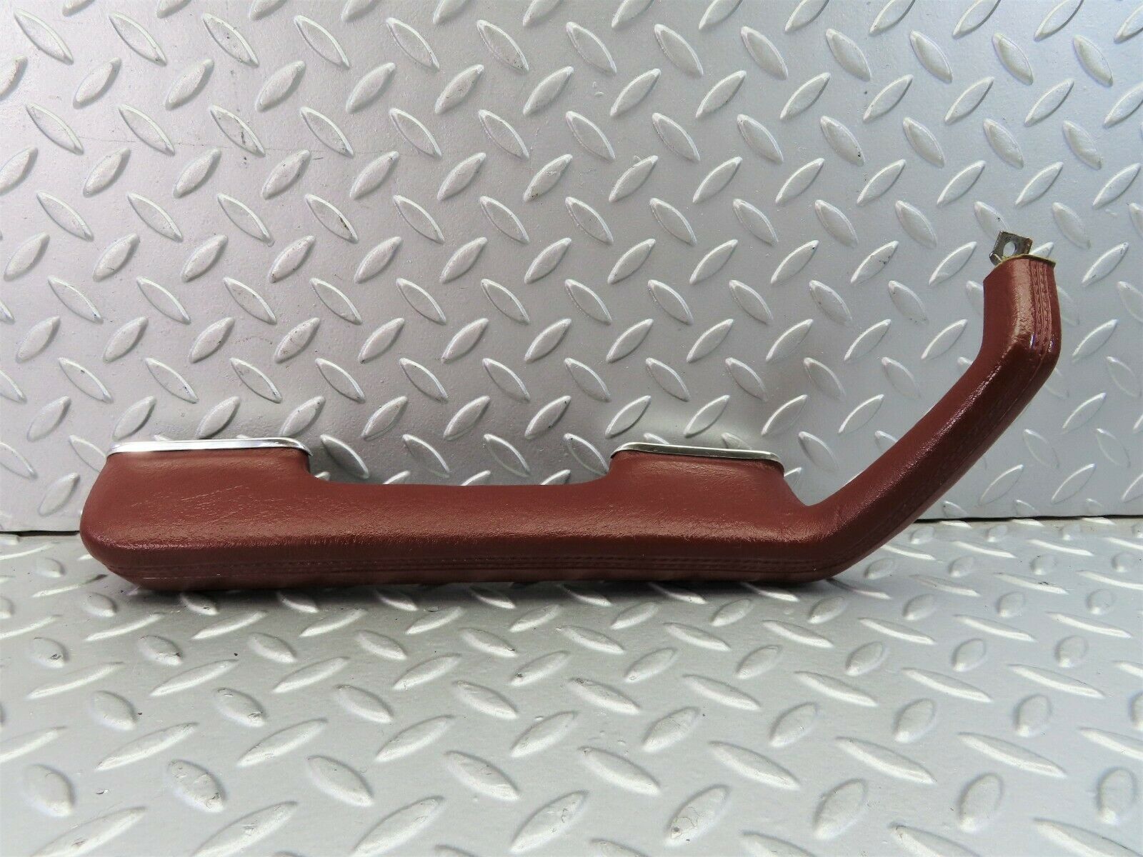 7582 Mercedes-Benz S123 230TE Wagon Interior Door Handle Front Left 1239701701