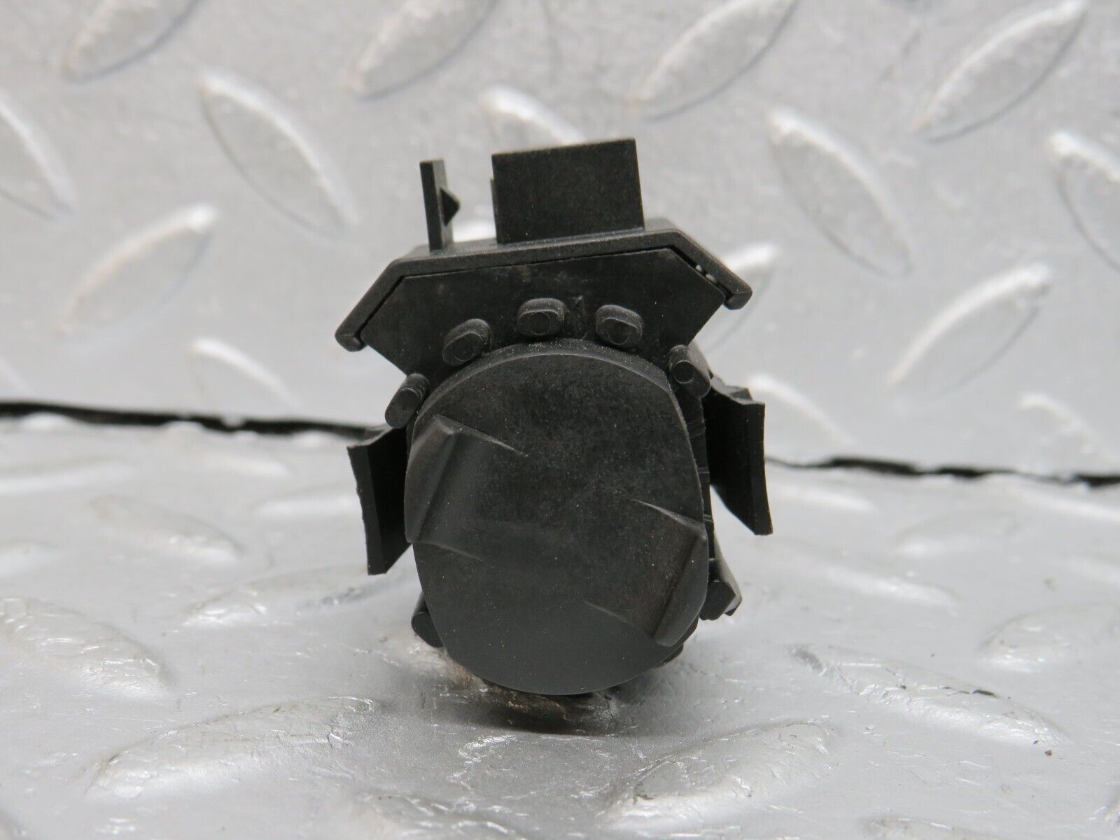 39631 Mercedes-Benz R129 320SL Coupe Kick Down Switch 0025452214