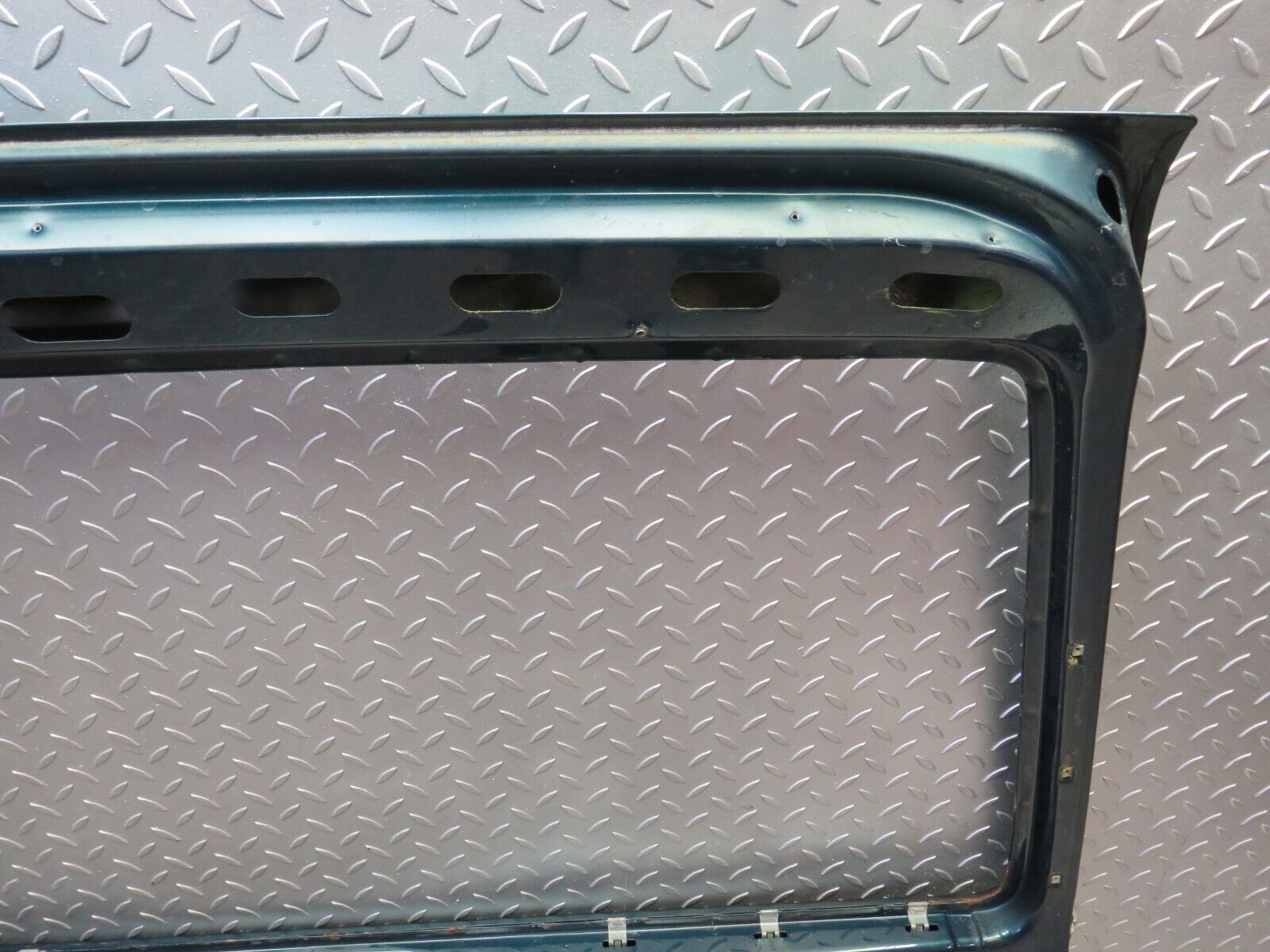 27729 Mercedes-Benz S124 300TE Wagon Tailgate Trunk Door